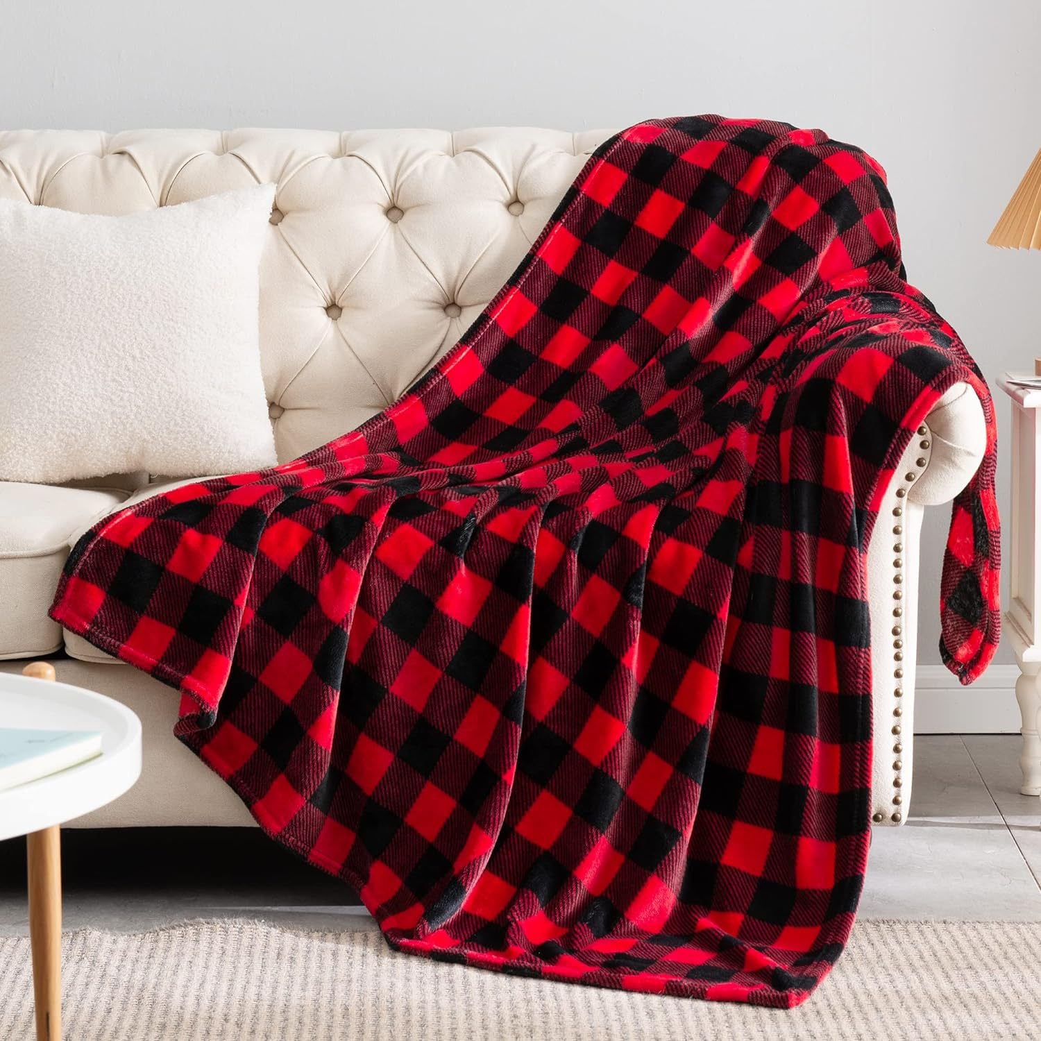 Double-Sided Flannel Blanket – Classic Red & Black Plaid Sherpa Throw
